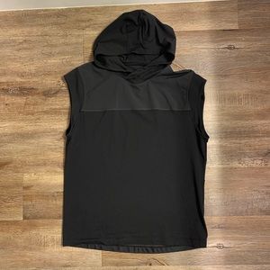 Lululemon men’s sleeveless training hoodie